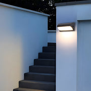 IP65 Outdoor Courtyard Stairs LED Black Wall Lamp