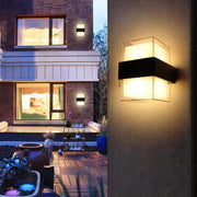 IP65 Glow Up and Down Waterproof LED Outdoor Wall Light