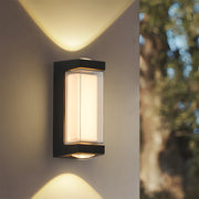 Modern Waterproof IP65 Black and White LED Outdoor Wall Light