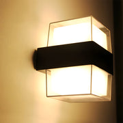 IP65 Glow Up and Down Waterproof LED Outdoor Wall Light
