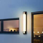 IP65 Simple Linear Strip LED Outdoor Wall Light